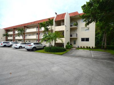 8901 S Hollybrook Blvd #101, Pembroke Pines, FL, 33025