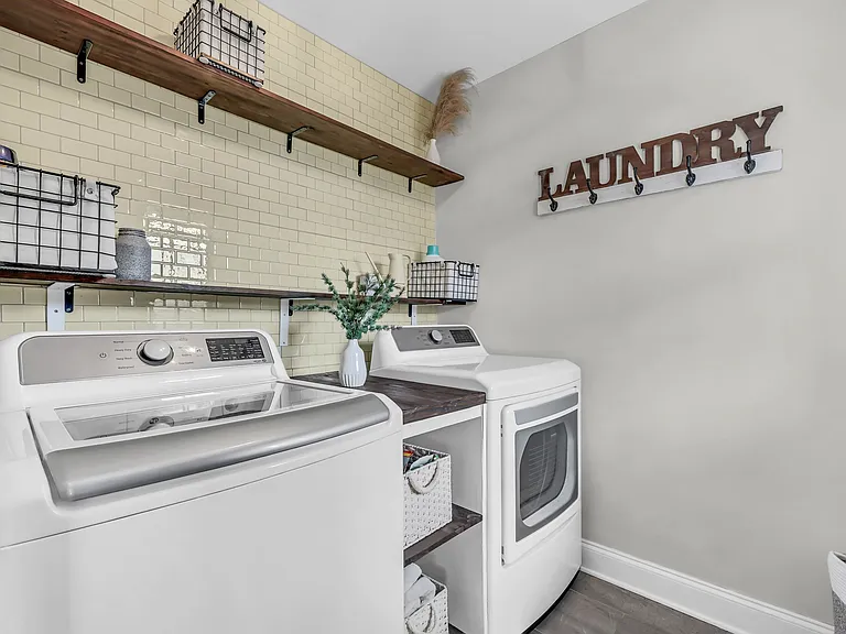 505 Sourwood Dr — Photo 28