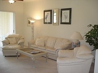 2nd image of 800 L Ambiance Cir #204