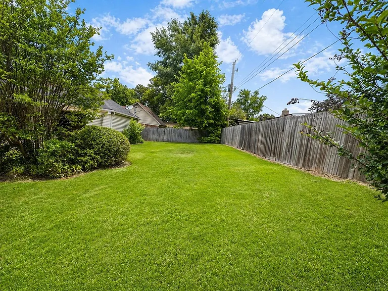 2148 Riverdale Rd — Photo 21