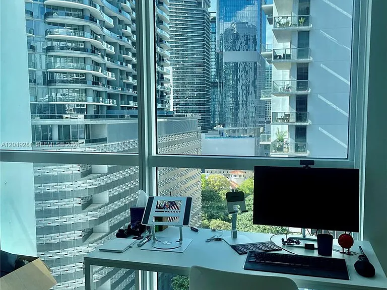 1080 Brickell Ave #1709 — Photo 4