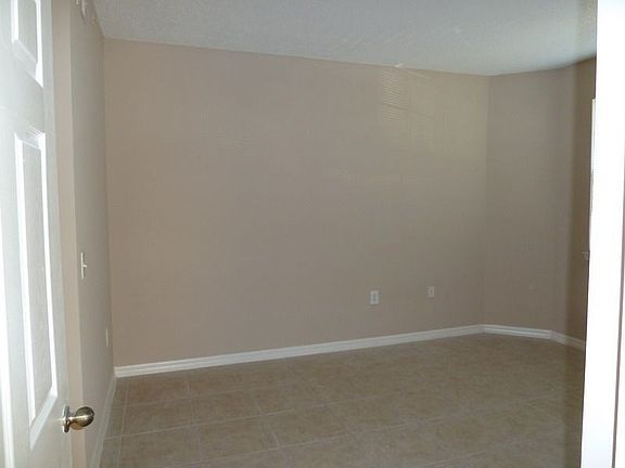 3rd image of 10831 Windsor Walk Dr #1111