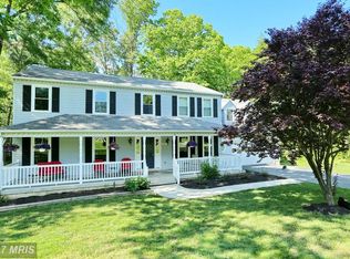 201 Persimmon Ct, La Plata, MD 20646