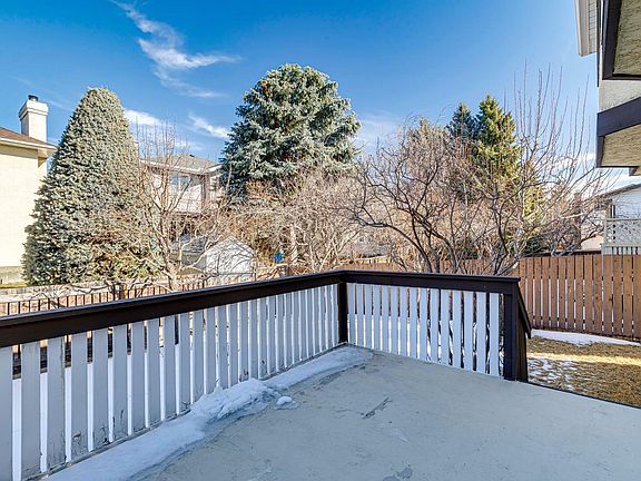 2nd image of 68 Woodstock Rd SW