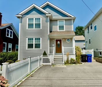 52 Bedlow Ave, Newport, RI, 02840