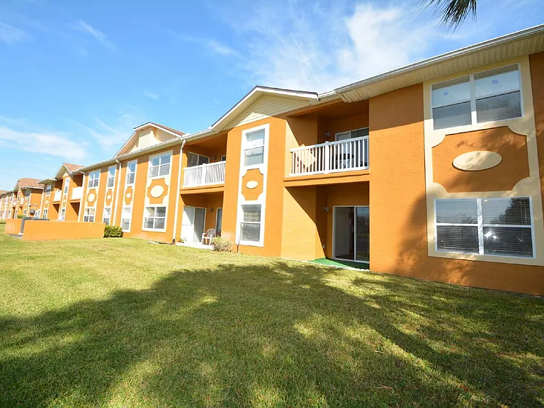 4600 E Moody Blvd #4H — Photo 9