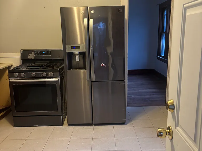 88 Walnut St — Photo 6