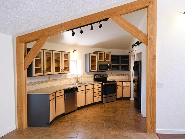 2908 Black Fox Run Ln — Photo 8