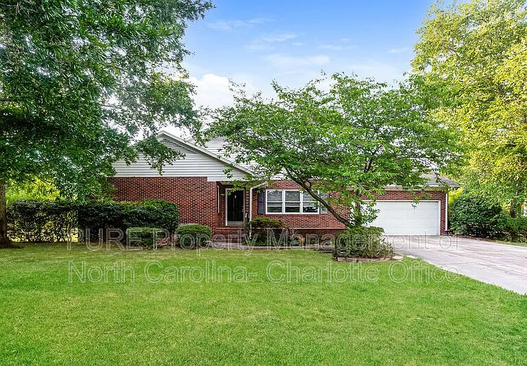 18805 Bluff Point Rd #B — Photo 2