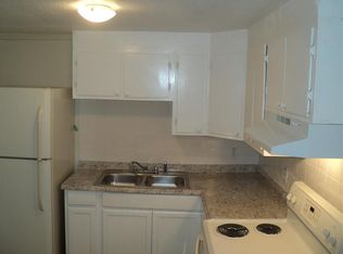 209 4th St APT D, Fort Myers, FL 33907