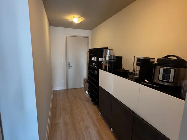 126 Simcoe St, Toronto, ON