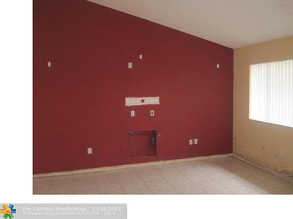 5th image of 7470 NW 37th St