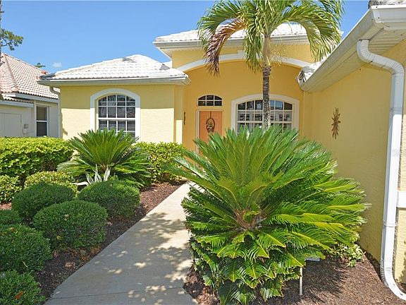 4th image of 2931 Royal Palm Dr