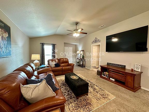 4th image of 3704 Prentiss Ave