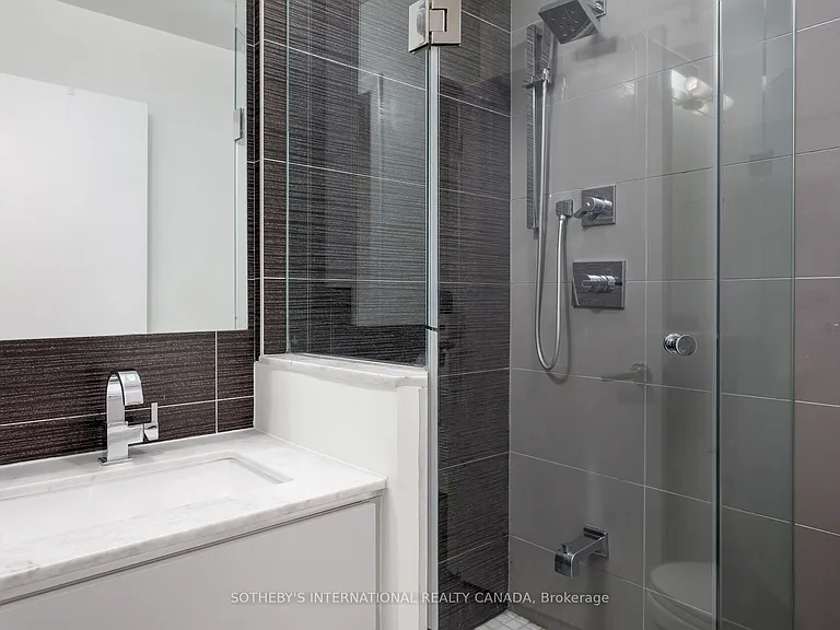 1830 Bloor St W #716 — Photo 28