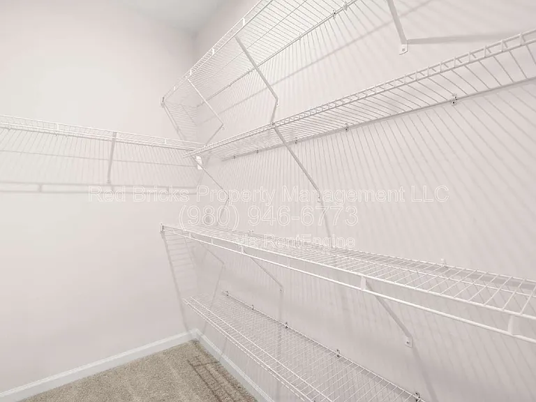 2620 Grantham Place Dr — Photo 15