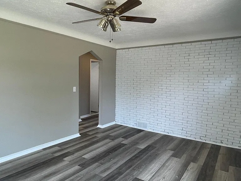3625 Prairie Ave — Photo 18