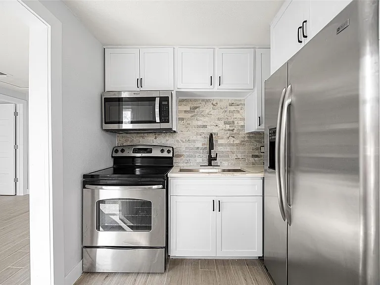 3229 Holman St #4 — Photo 13