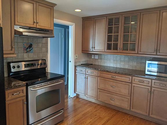 2nd image of 13107 Palatine Ave N #10868244
