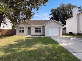 218 Persimmon Cir, Goose Creek, SC 29445