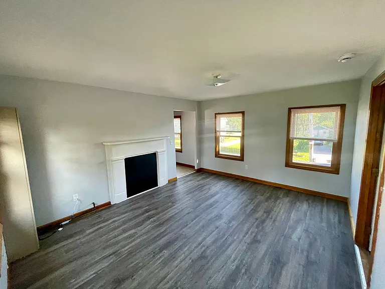 49 Ledward Ave — Photo 3