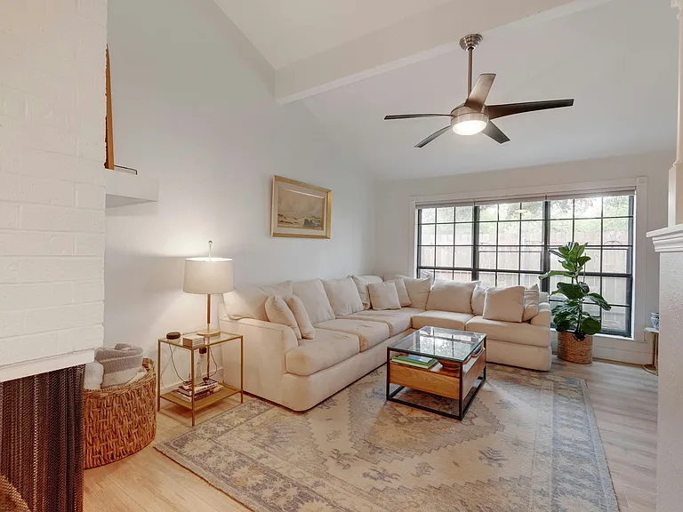4159 Steck Ave #101 — Photo 9