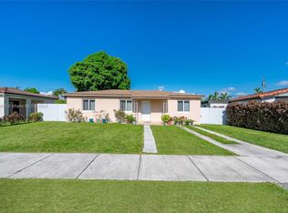 1020 SW 73rd Pl, Miami, FL 33144