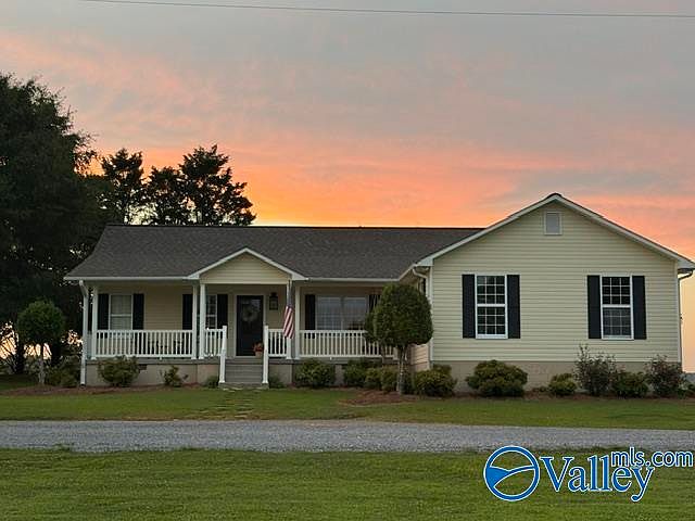 1st image of 504 County Road 411