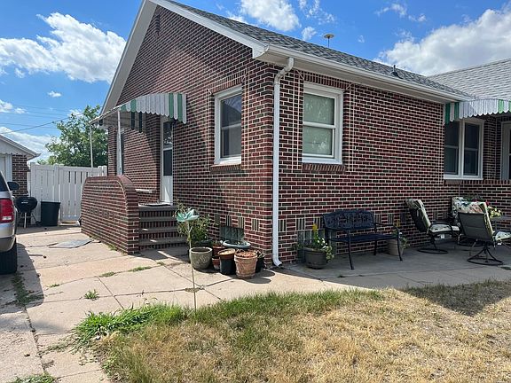 2nd image of 544 Sherman Ave