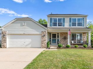 1915 Prairie Path Ln, Carpentersville, IL 60110