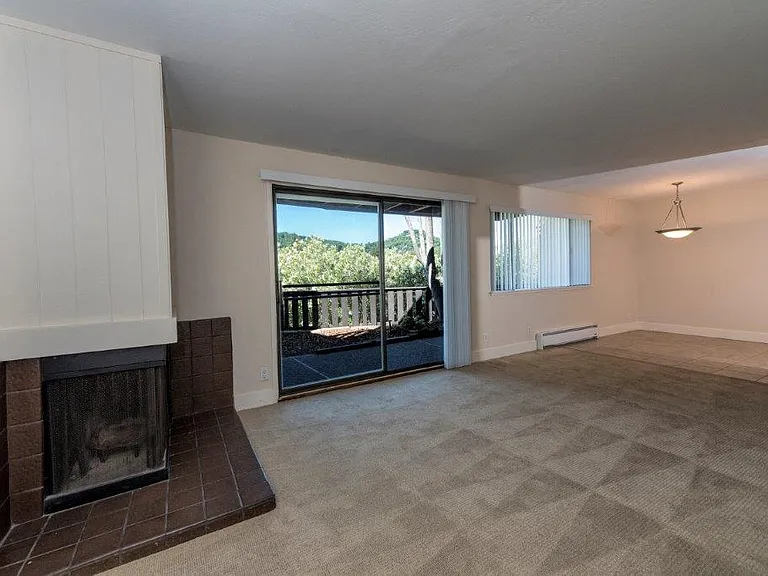 Parkside Apartments empty living room and fire place