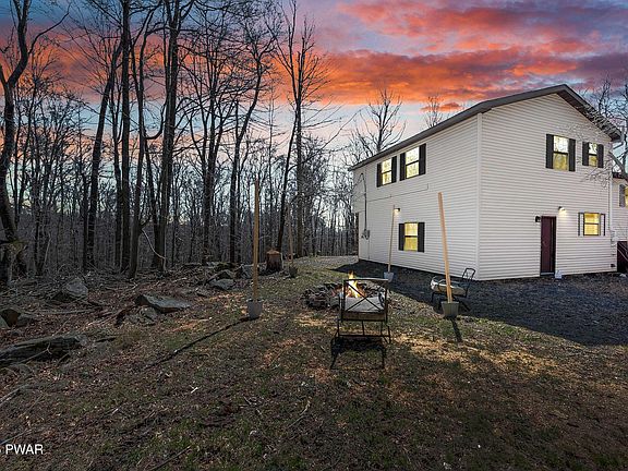 3rd image of 1014 Hickory Run Rd