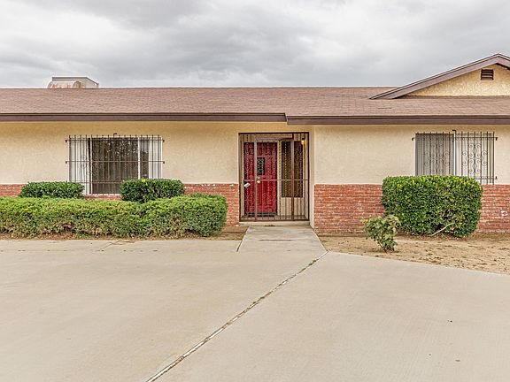 3rd image of 9314 E Avenue T4