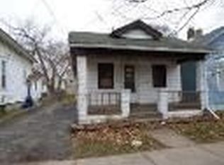 19 S West St, Aurora, IL 60505