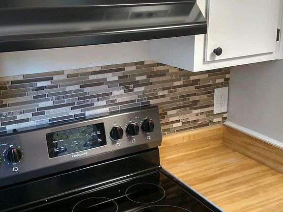 3rd image of 3053 Rain Valley Cir