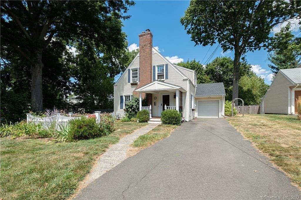 58 Gifford Rd, West Hartford, CT 06119 Zillow