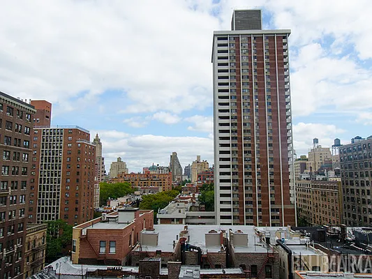 Rented by Bellmarc Realty | media 24