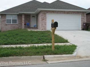 3551 S Glen View Ave, Springfield, MO 65804