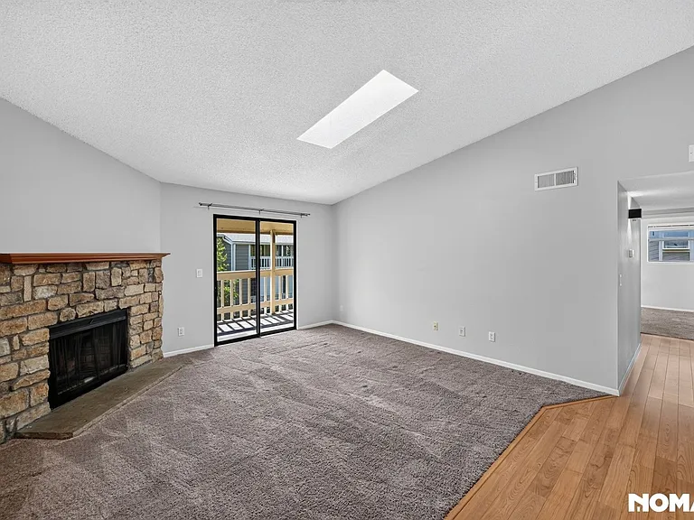 8225 Fairmount Dr #7-203 — Photo 4