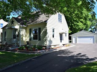 570 South St, Owatonna, MN 55060