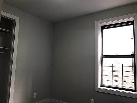 4th image of 147 W 142nd St #49