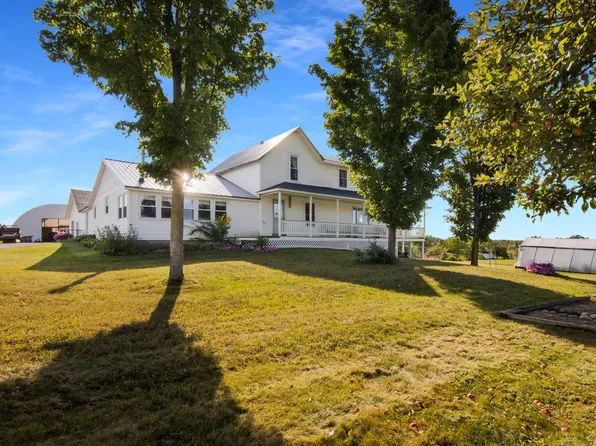 14654 190th Ave, Leroy, MI 49655