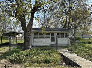 1610 Thomas St, Poplar Bluff, MO 63901