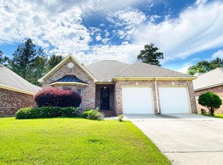 108 Shadow Ridge Rd, Hattiesburg, MS 39402