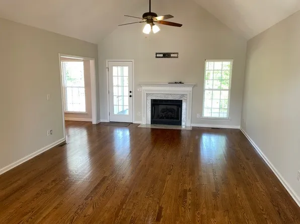 9721 Homewood Cir, Ooltewah, TN 37363