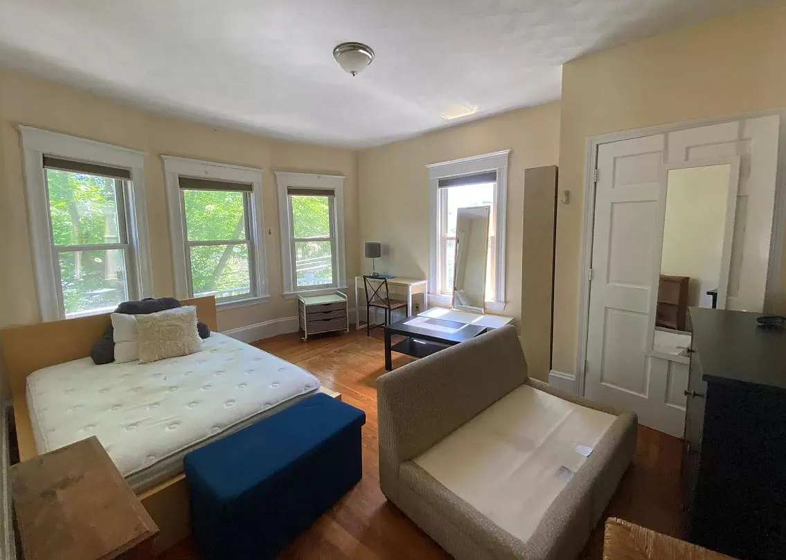 5 bed, $7,000 — Photo 4