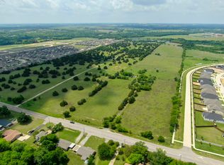 501 Ovilla Rd, Waxahachie, TX 75167