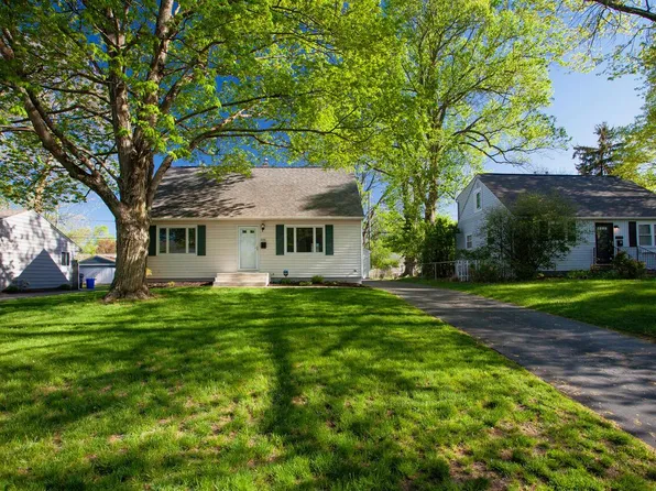 2546 Nottingham Rd, Columbus, OH 43221