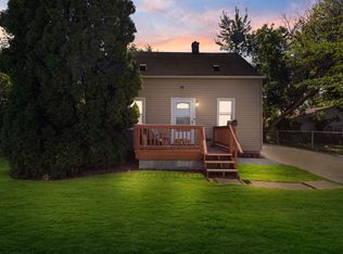 12712 Toepfer Rd, Warren, MI 48089