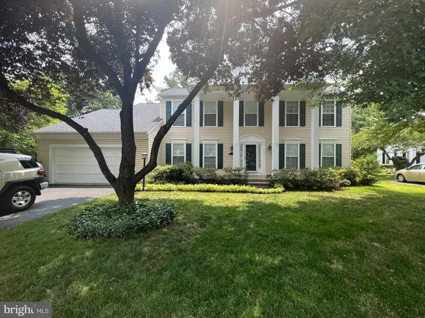 2817 King Elm Ct, Woodbridge, VA 22192